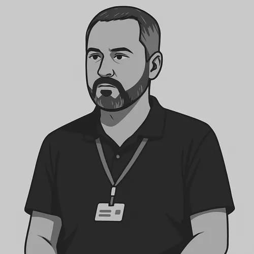 КМДА розглядає звернення щодо Білоуса: частина колективу вимагає його усунення, інша — захищає